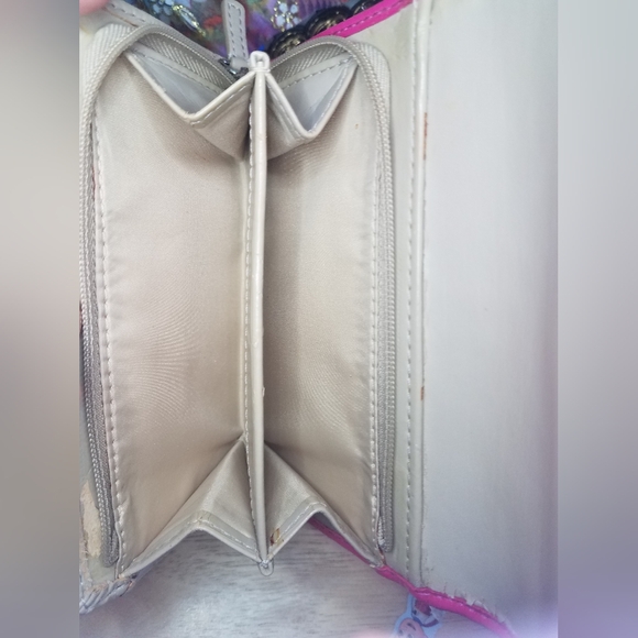 Coach Ashley Op Art Signature Wallet - Picture 11 of 16